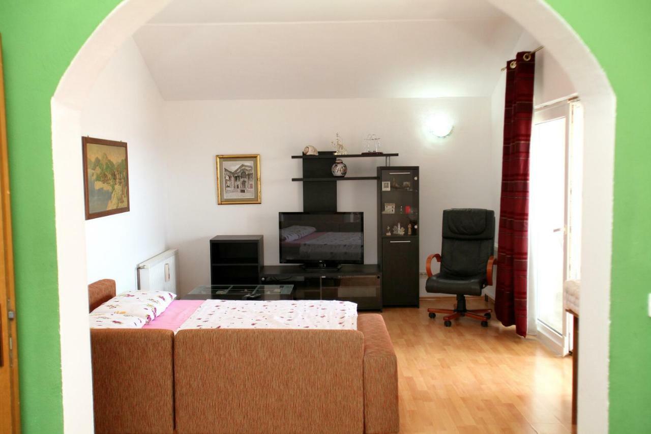 Apartman Dinka Trogir Zewnętrze zdjęcie