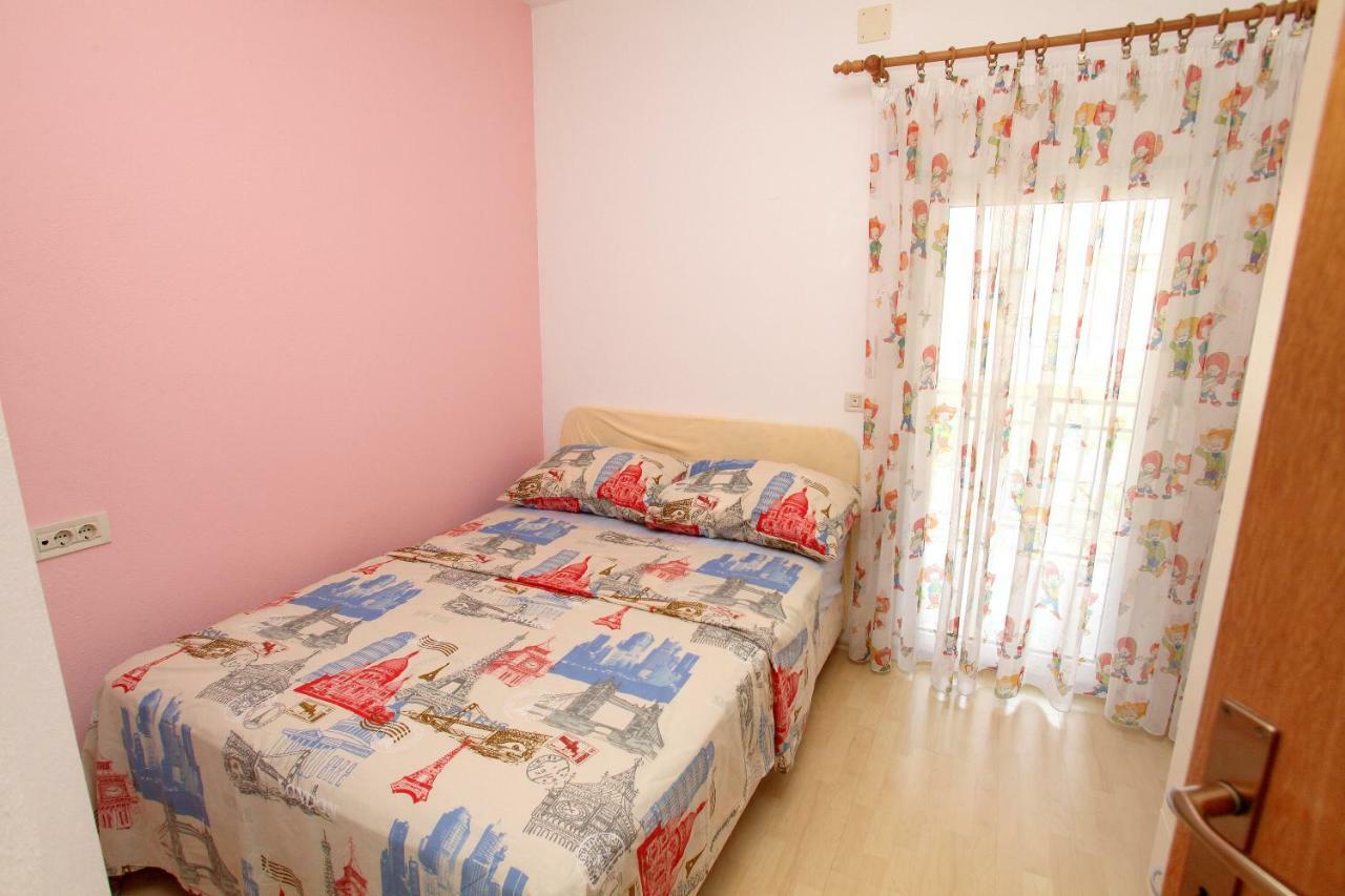 Apartman Dinka Trogir Zewnętrze zdjęcie
