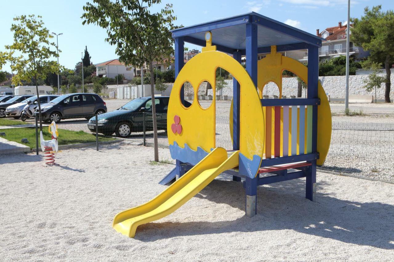 Apartman Dinka Trogir Zewnętrze zdjęcie