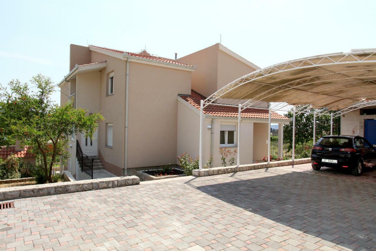 Apartman Dinka Trogir Zewnętrze zdjęcie