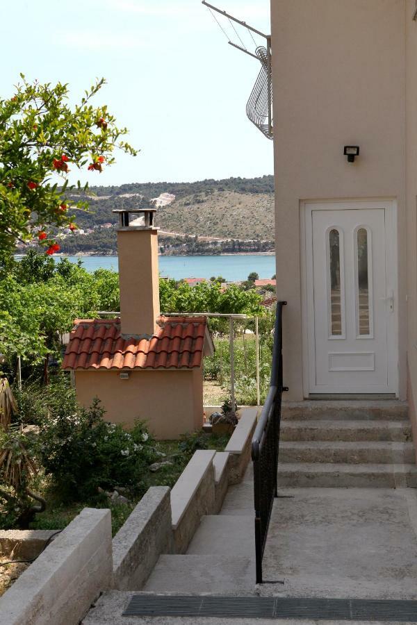 Apartman Dinka Trogir Zewnętrze zdjęcie