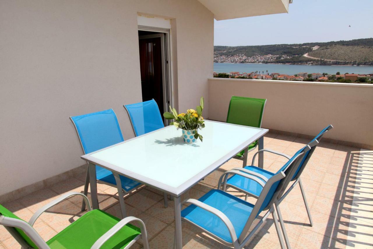 Apartman Dinka Trogir Zewnętrze zdjęcie